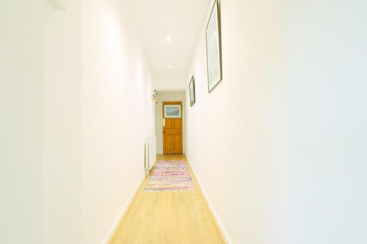 Unique & Homely Suite With Own Access Bristol Bagian luar foto